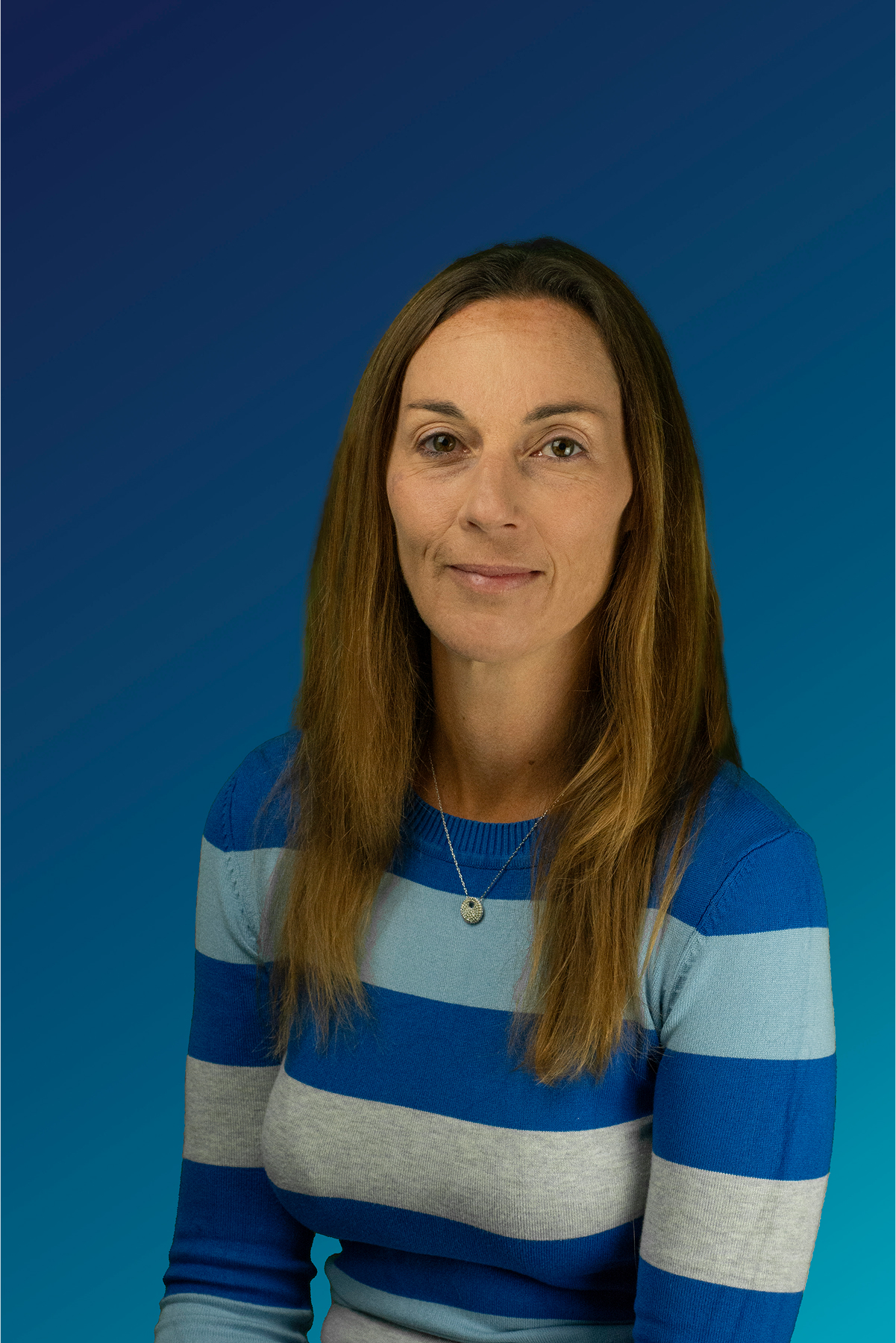 Dr. Julia Höfer